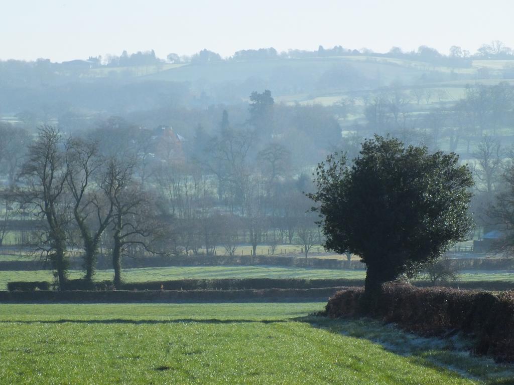 Cul Mor B&B Eccleshall Esterno foto
