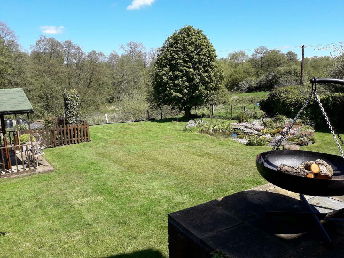 Cul Mor B&B Eccleshall Esterno foto